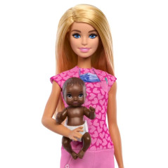 Barbiedocka barnläkare