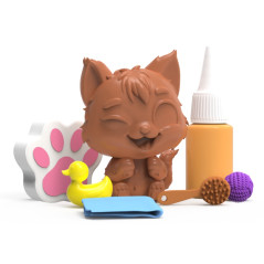 Figurine of a dirty cat in a bath, bonus set, candy. 

Please note that 'brudaski' is not a standard Polish word, so the transla
