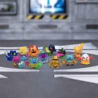 Figurki mr beast lab - rój mega lab 12-pak