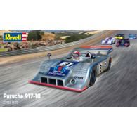 Modell av en plastbil Porsche 917 i skala 1:32.