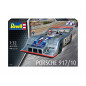 Modell av en plastbil Porsche 917 i skala 1:32.