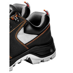 Arbetsskor, läder, storlek 42, CE