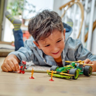 Ninjago 71828 Lloyd's racerbil med pull-back-drift