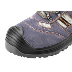 Arbetsskor, mocka, storlek 45, CE