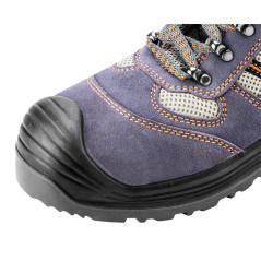 Arbetsskor, mocka, storlek 44, CE