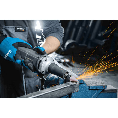 Rak vinkelslip 710W, 12000-28000 varv per minut?