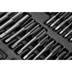 Gängverktyg och gängtappar, set med 31 stycken, insats