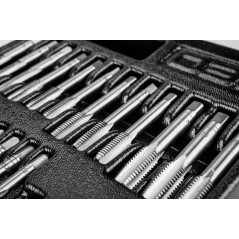 Gängverktyg och gängtappar, set med 31 stycken, insats