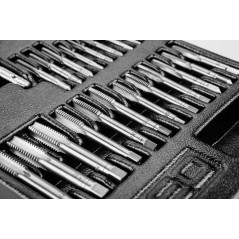 Gängverktyg och gängtappar, set med 31 stycken, insats