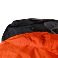 Arbetsjacka med varningssignaler, isolerad, orange, storlek XXXL.