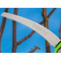 Sax för fjärilslarver med växellåda och trädgårdssåg, skärdiameter för saxen är 30 mm.