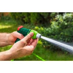 Spridare med justerbart munstycke