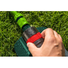 Oscillerande sprinkler, bevattningsyta 15 x 19 m, 18 bevattningsmunstycken, nål för rengöring av munstycken.