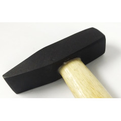 Smideshammare 800 g, trähandtag