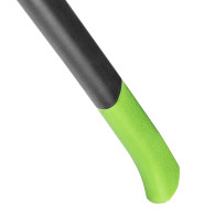 Yxa med en vikt på 1510 g, huvud på 1000 g, skaft av fiber, 28 tum.