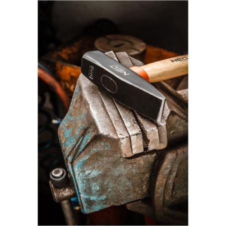 Smideshammare 2000 g, askhandtag