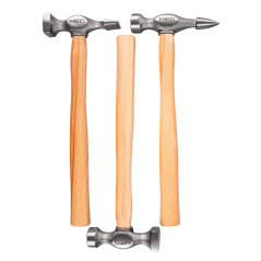 Sats med 7 plåtslagarhammare.