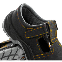 Arbetssandaler i läder, S1 SRC, storlek 40.