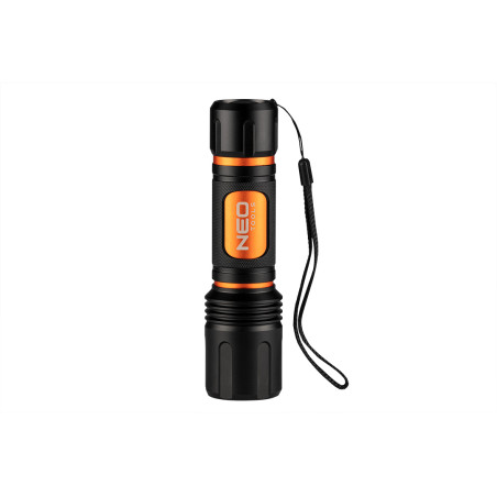 Batteridriven ficklampa 6xAA 1500 lm CREE XHP50.2 LED