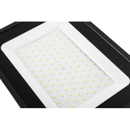 Reflektor SMD 100W 8500 lm 230V

Reflektor SMD 100W 8500 lm 230V