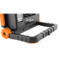 Batteridriven strålkastare 3000 lm SMD LED