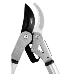 Beskärningssax med by-pass 710 mm, kapacitet upp till 45 mm, växel som ökar trycket med 30%