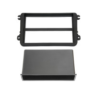 0583-                Samochodowy adapter plastikowy golf v